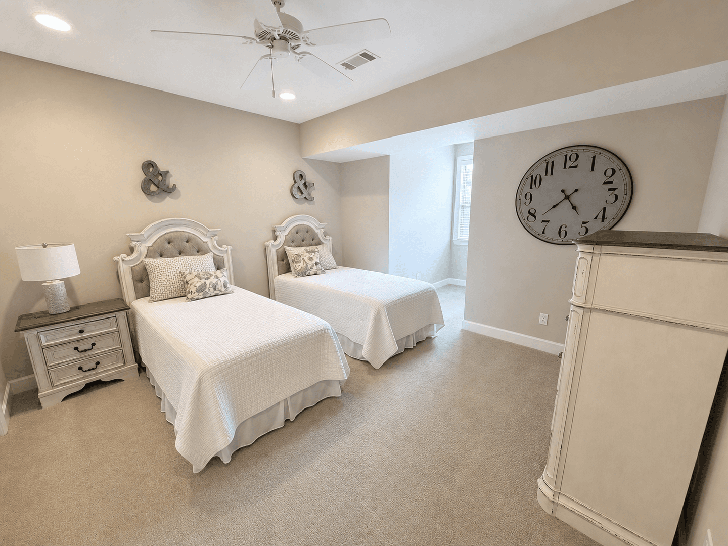 Pinnacle Park Townhomes - Family-Friendly Rentals Near UA 7 of 14