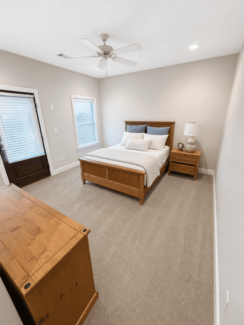 Pinnacle Park Townhomes - Family-Friendly Rentals Near UA 8 of 14