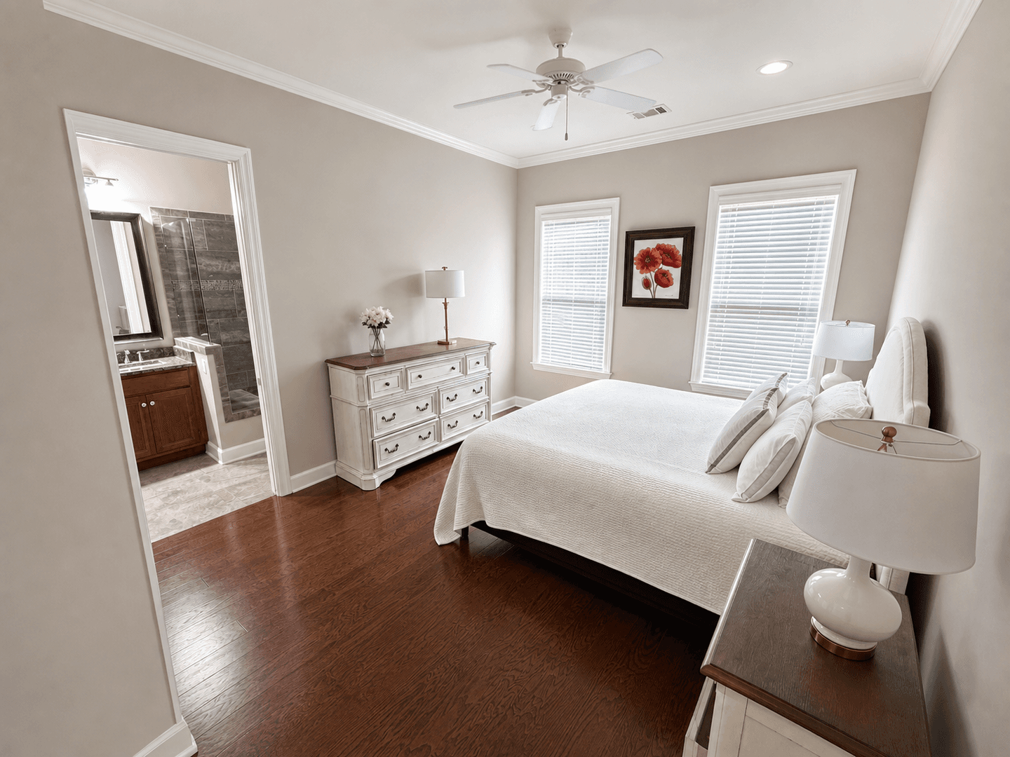Pinnacle Park Townhomes - Family-Friendly Rentals Near UA 4 of 14