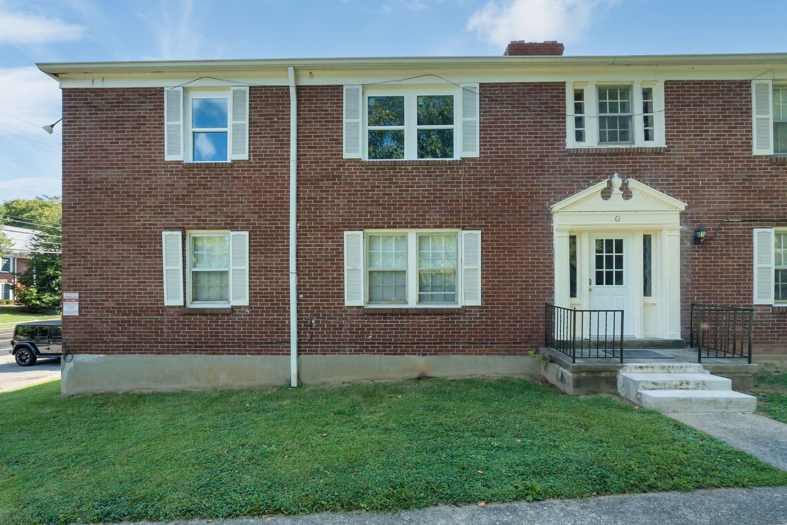 Berkshire Apartments 29 of 42