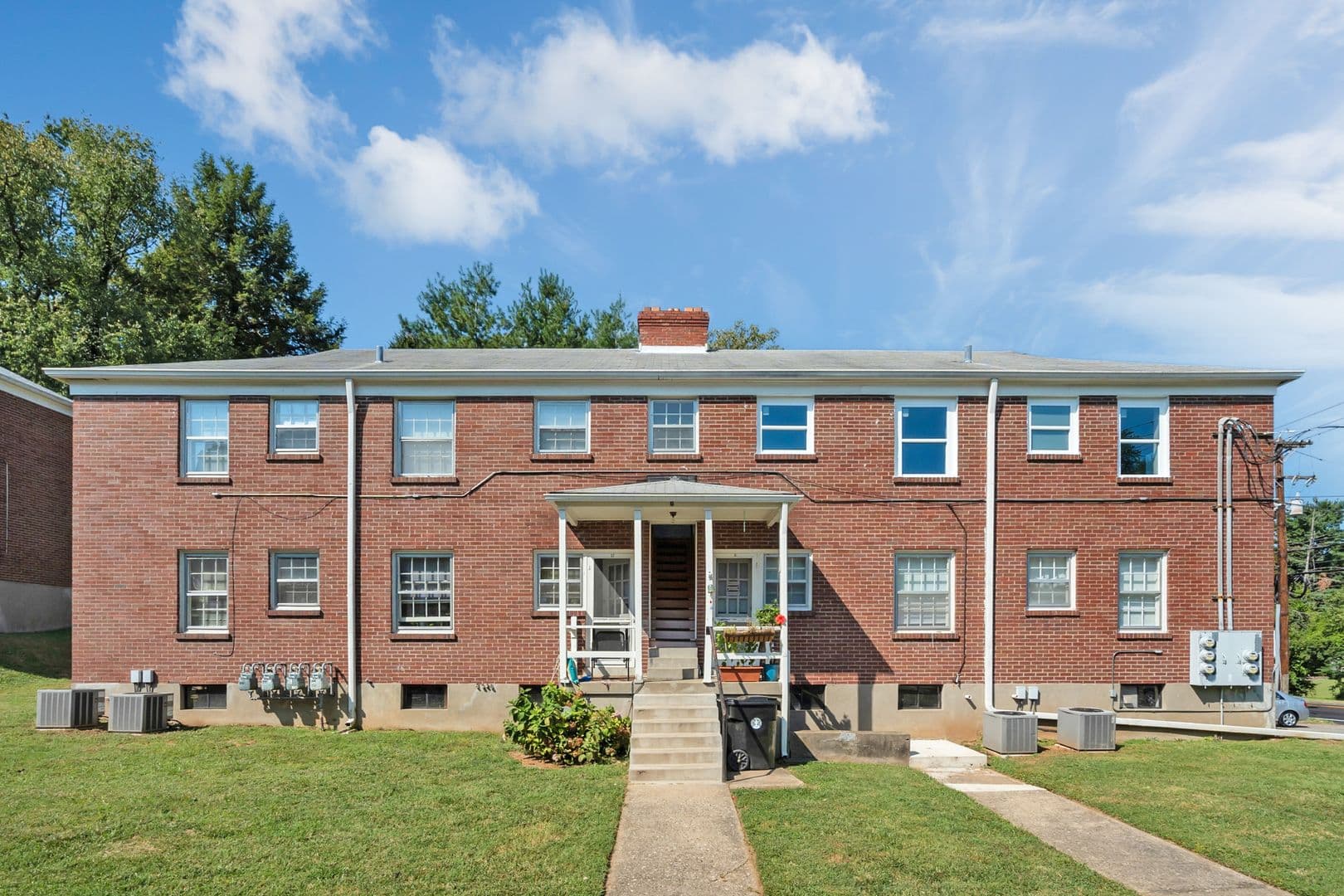 Berkshire Apartments 27 of 42