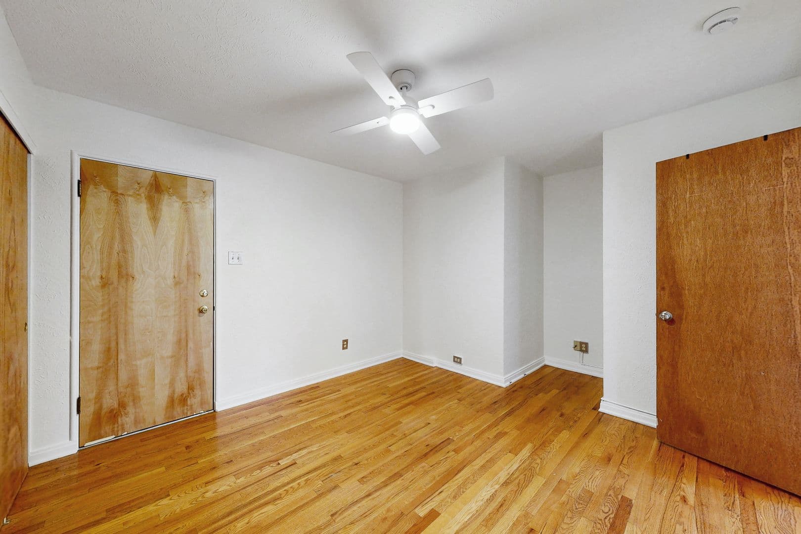 733 E 2nd Ave #304 15 of 18
