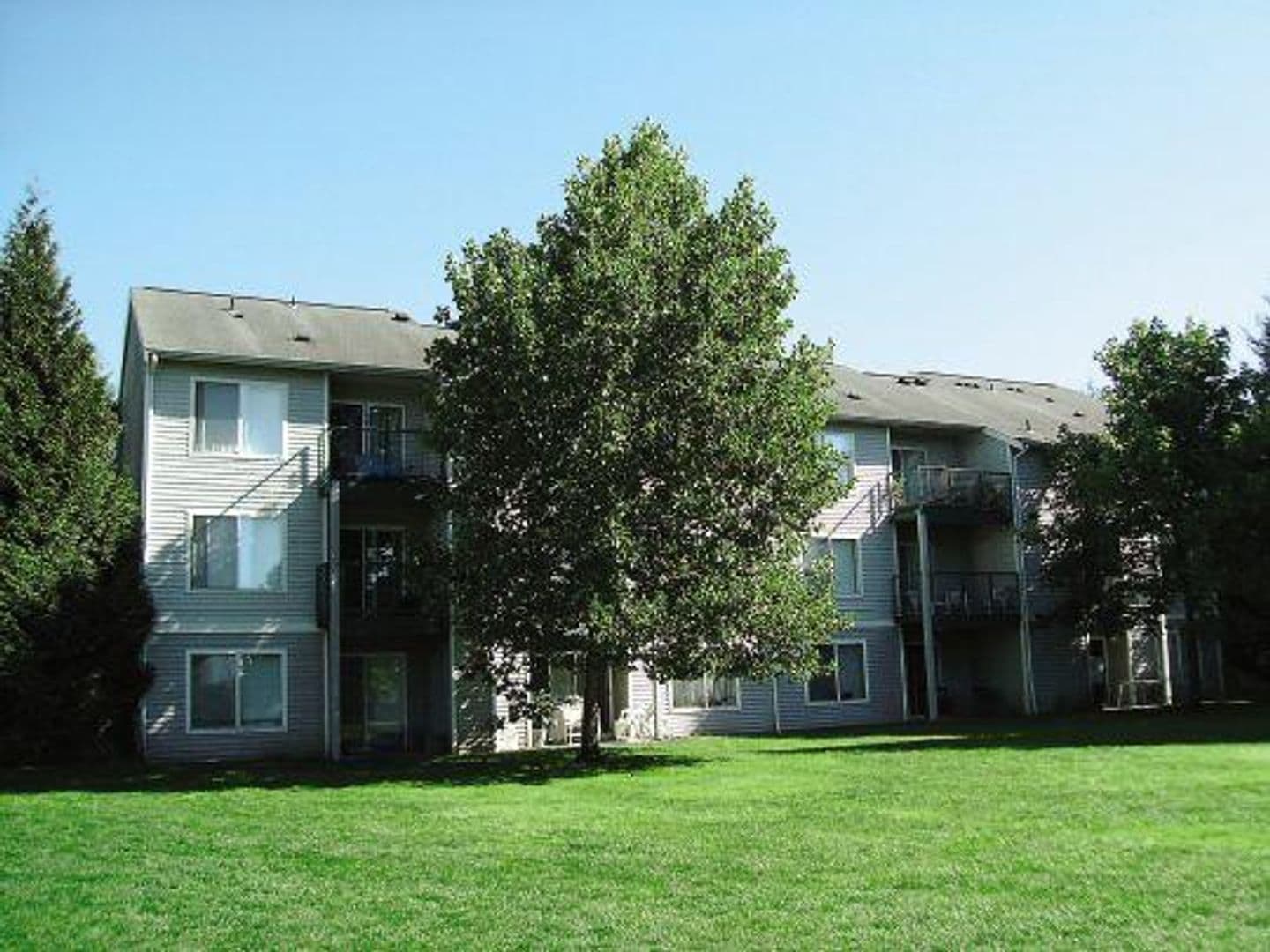 Steeple Chase Apartments, LLC 9 of 32