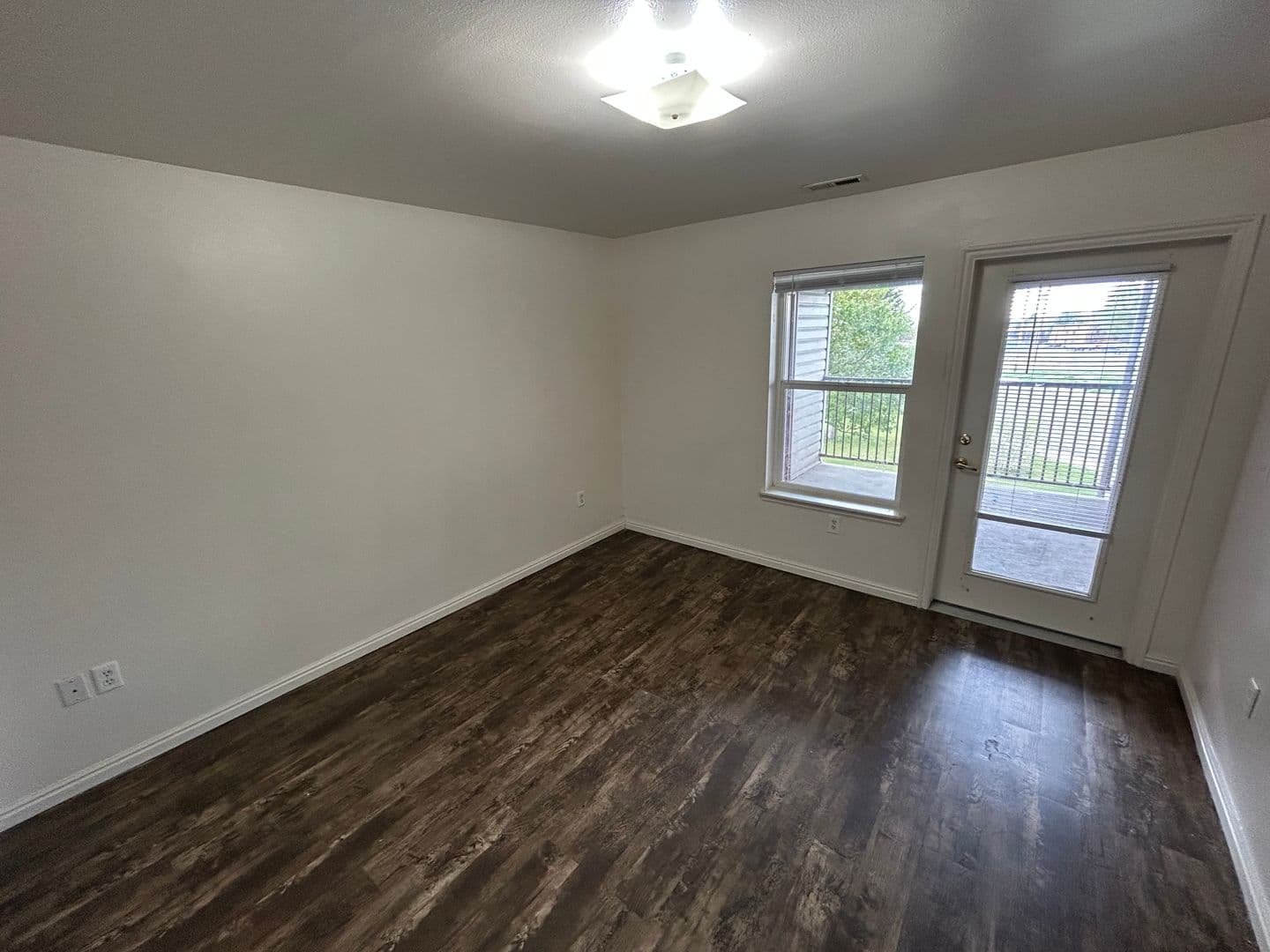 Riverton One Apartments 1 of 13