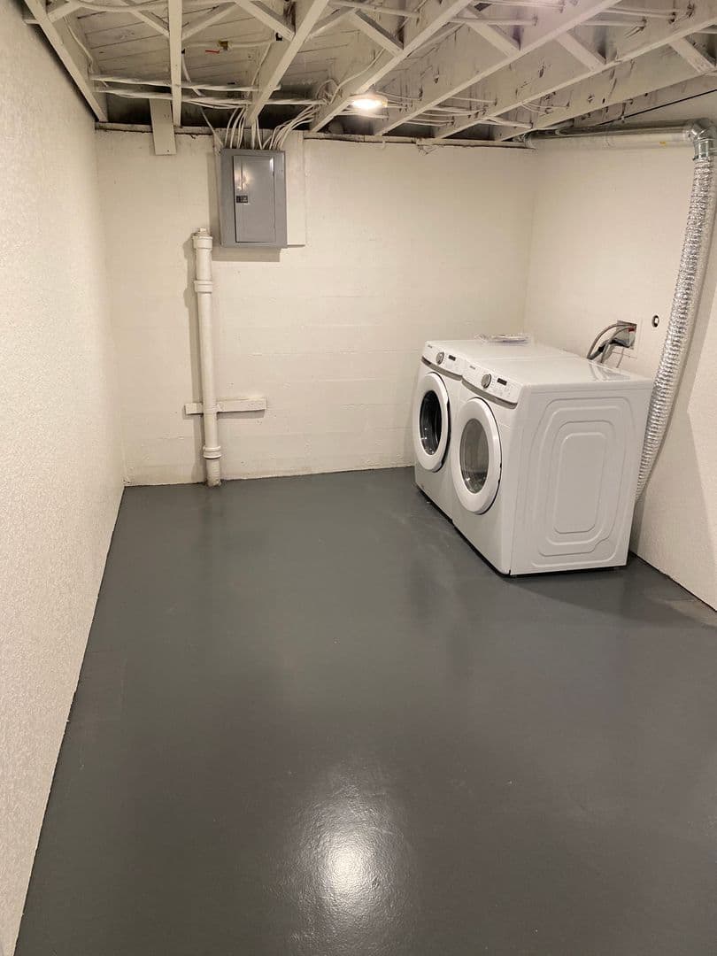 Alberta Arts 4-Plex Hardwoods 1250 Basement WD, DW, Quartz, Tile 42 of 49