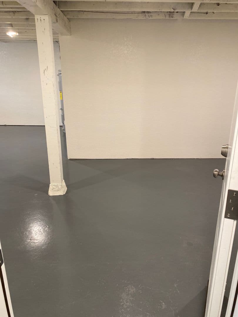 Alberta Arts 4-Plex Hardwoods 1250 Basement WD, DW, Quartz, Tile 41 of 49