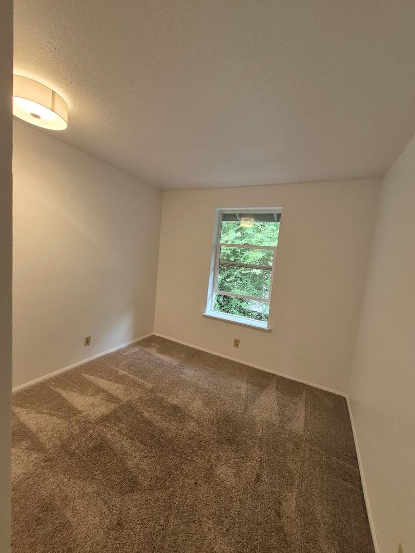 PM-120 6820-6822 SW Garden Home Rd. 13 of 21
