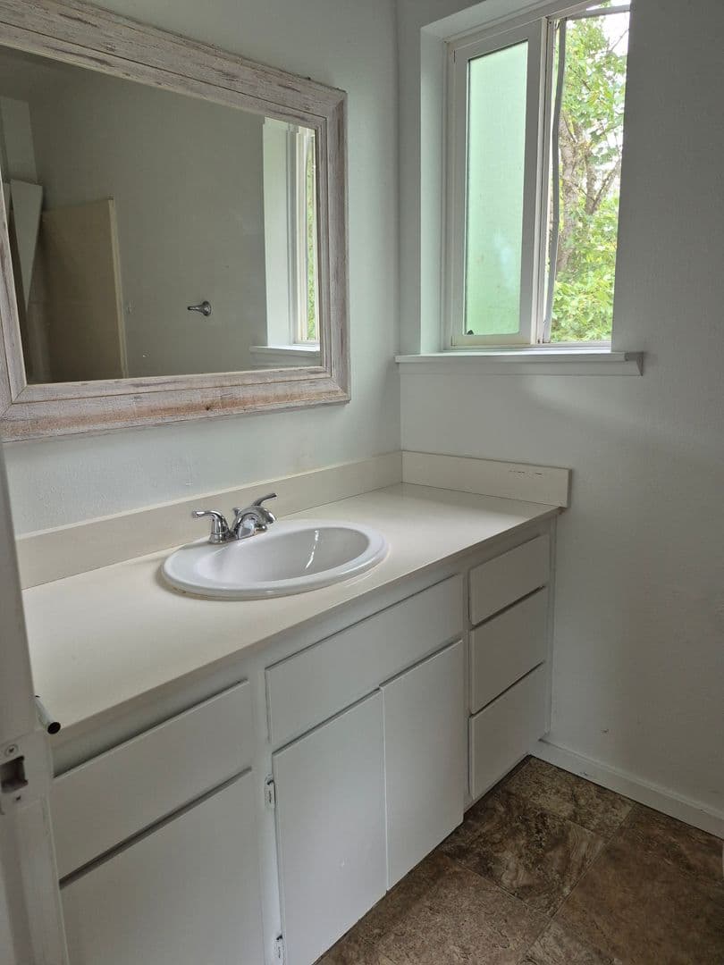 PM-120 6820-6822 SW Garden Home Rd. 18 of 21