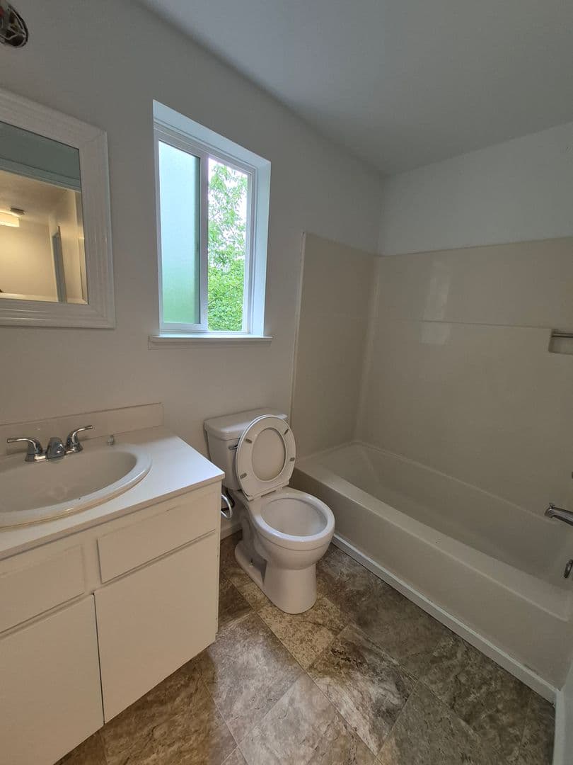 PM-120 6820-6822 SW Garden Home Rd. 12 of 21