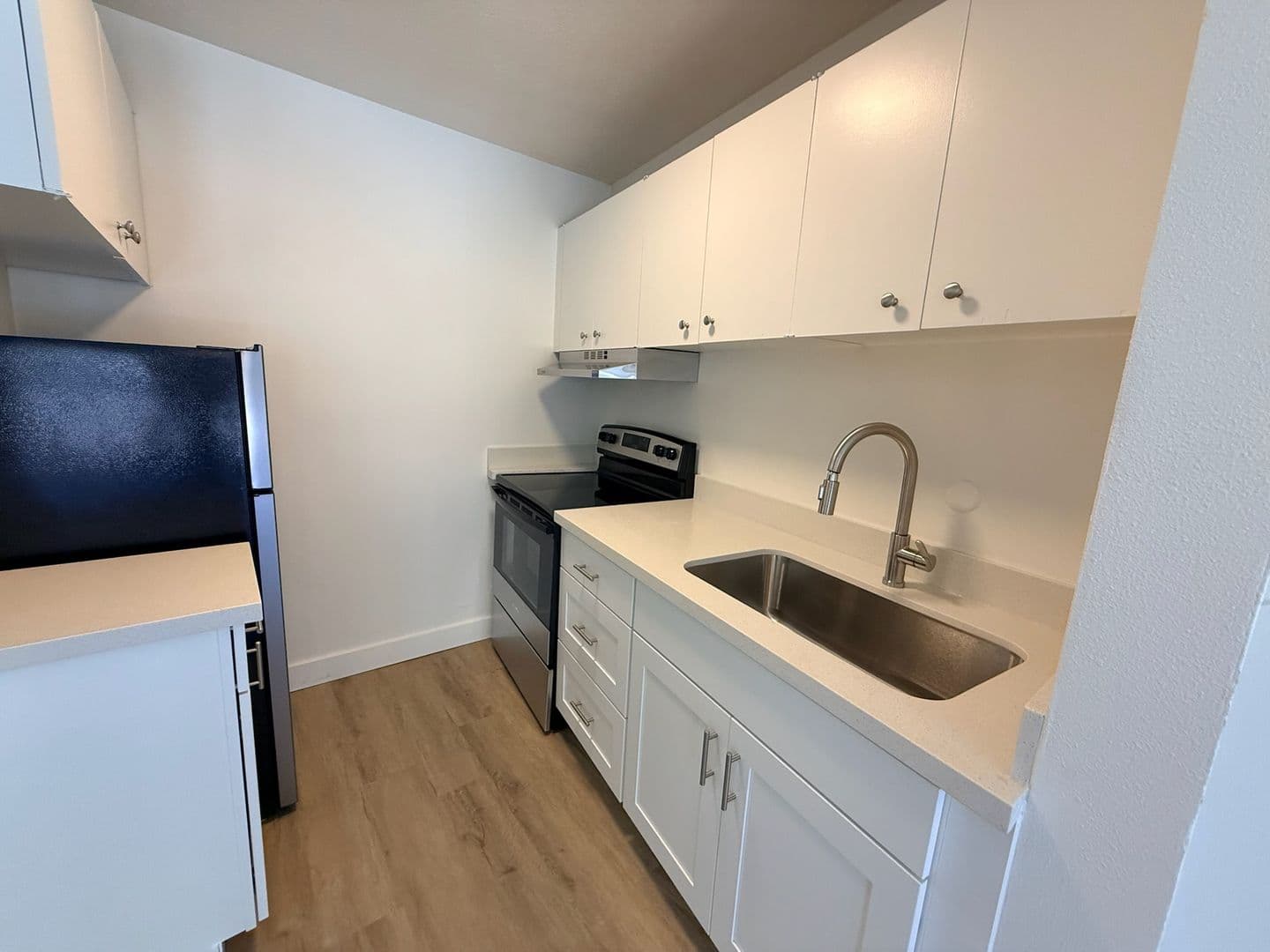 Crescent Apartments 1 of 12