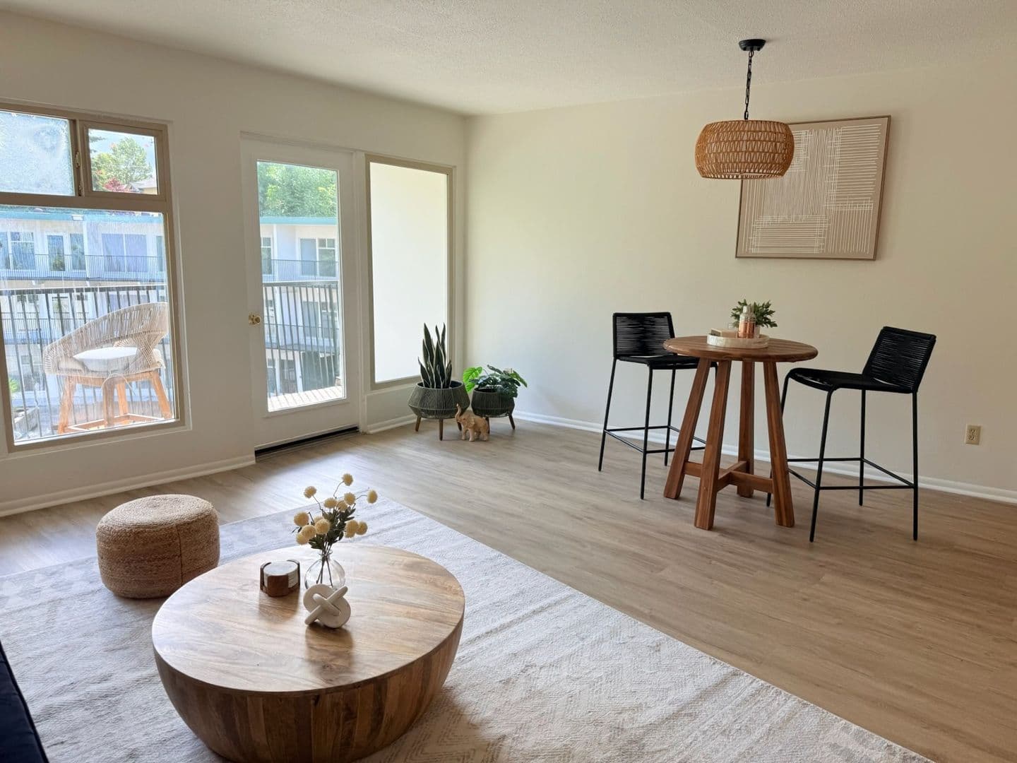 Crescent Apartments 8 of 13