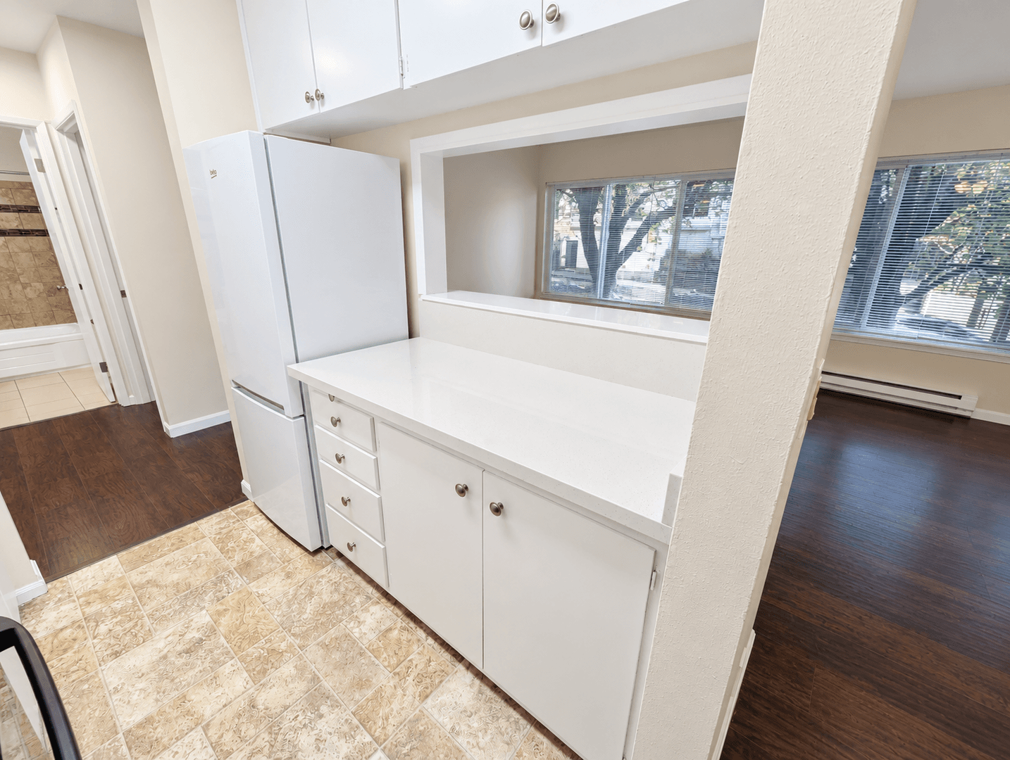 Cordova Apartments 4 of 8