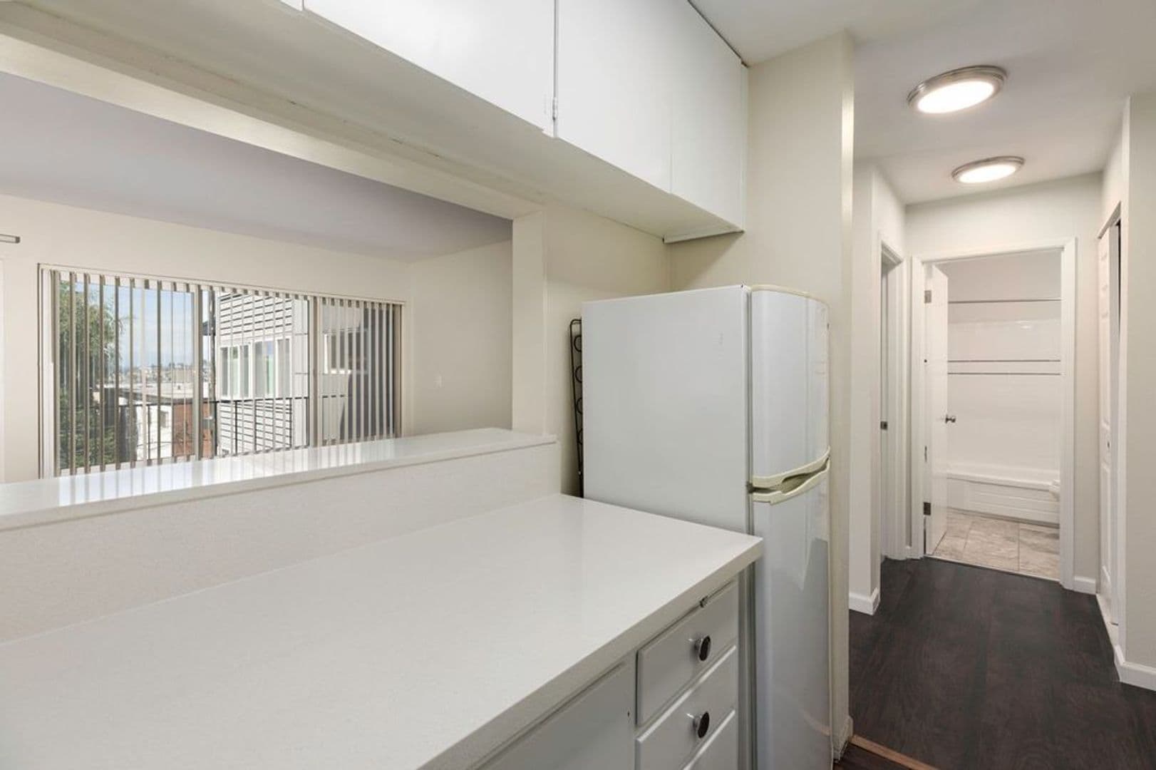 Cordova Apartments 6 of 11