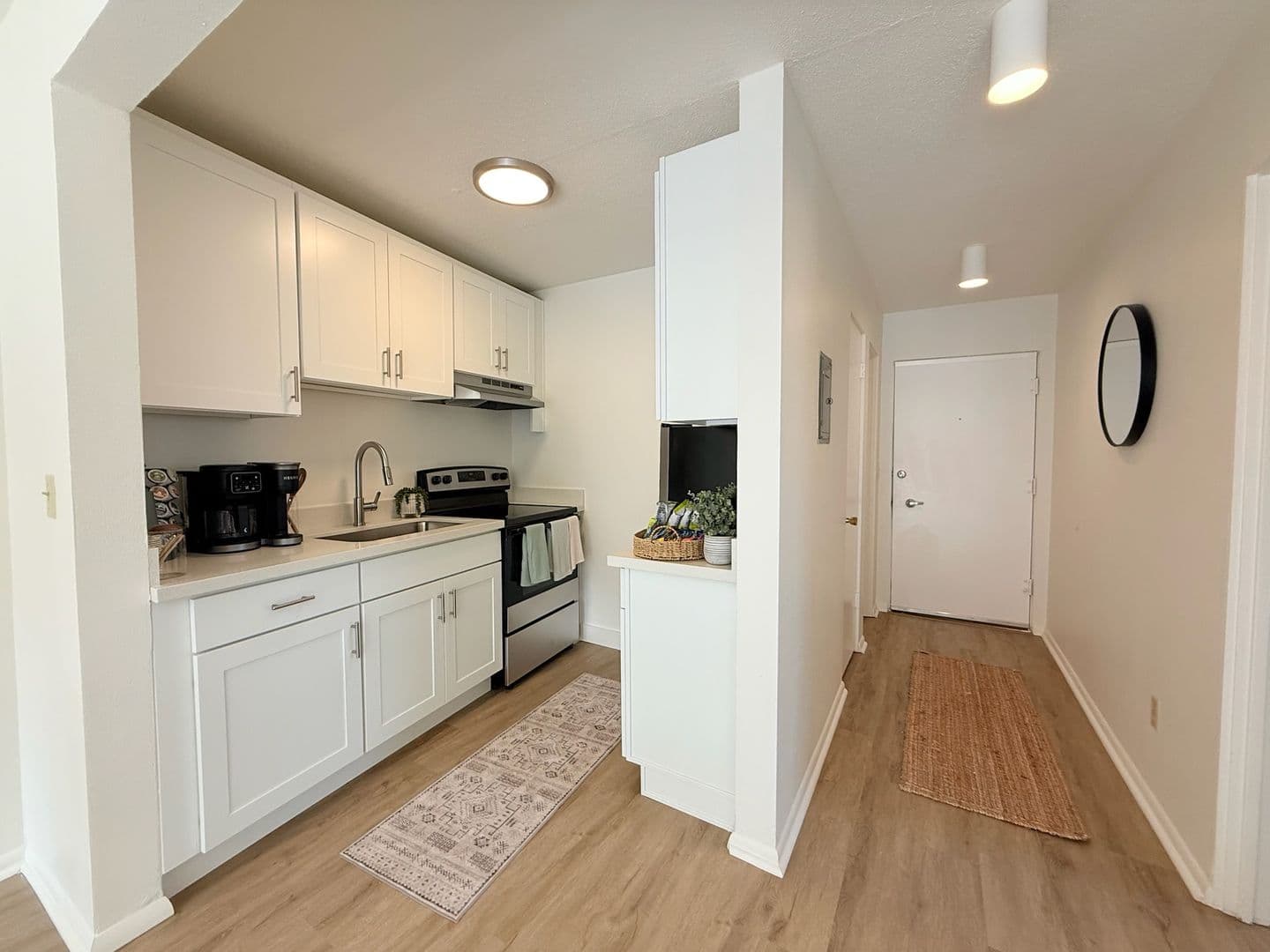 Crescent Apartments 7 of 13