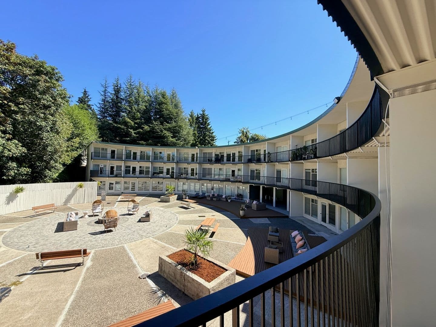 Crescent Apartments 11 of 12
