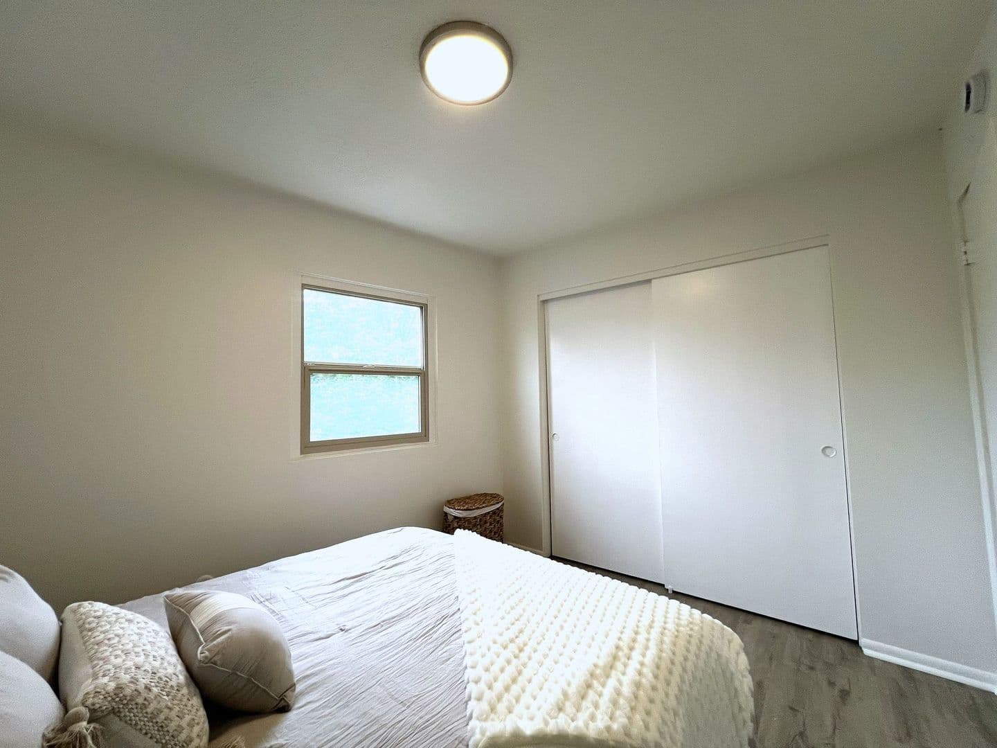 Crescent Apartments 9 of 13