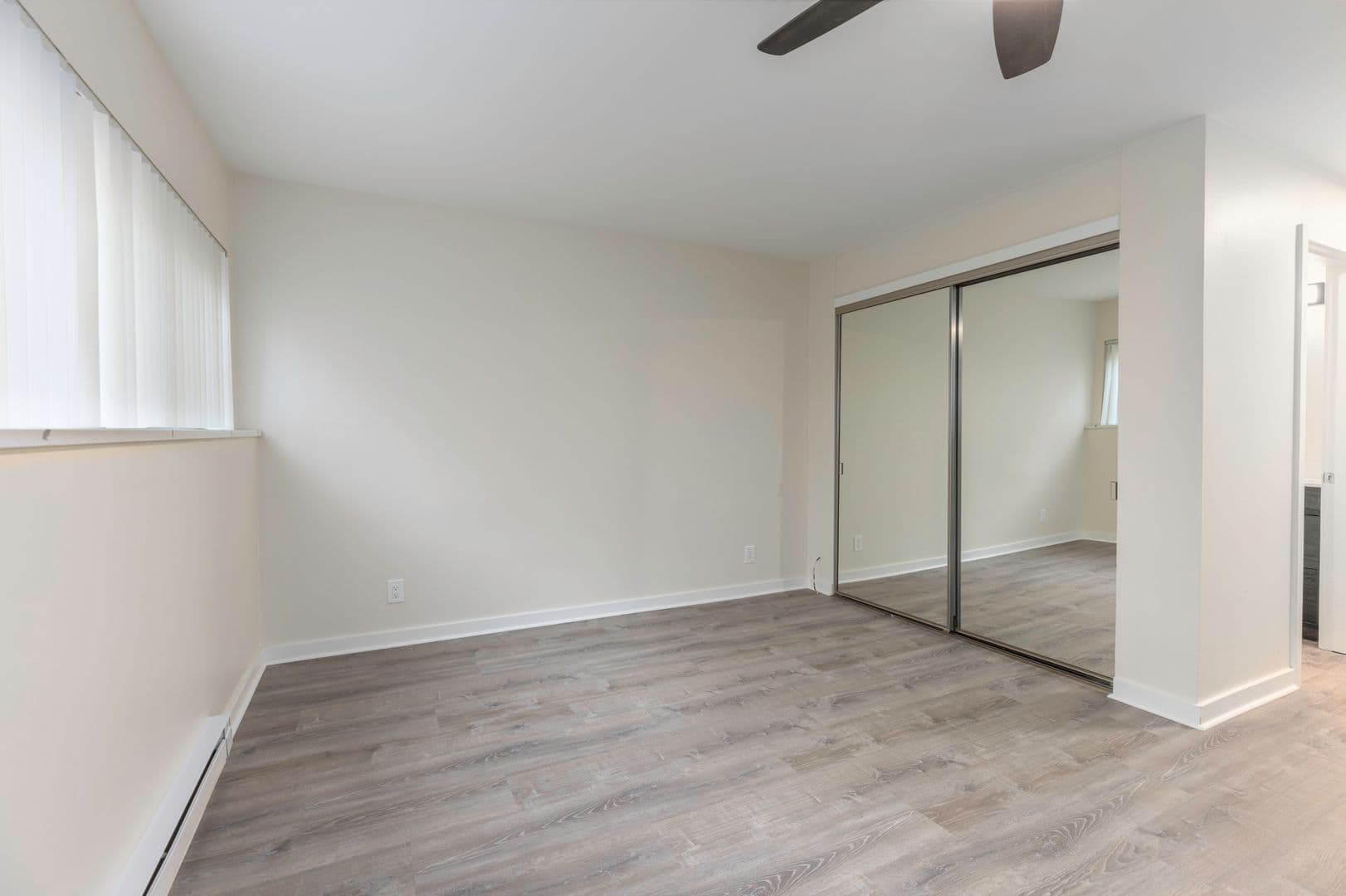 Cordova Apartments 2 of 8