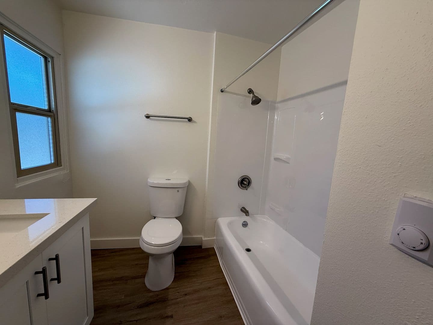 Crescent Apartments 9 of 12
