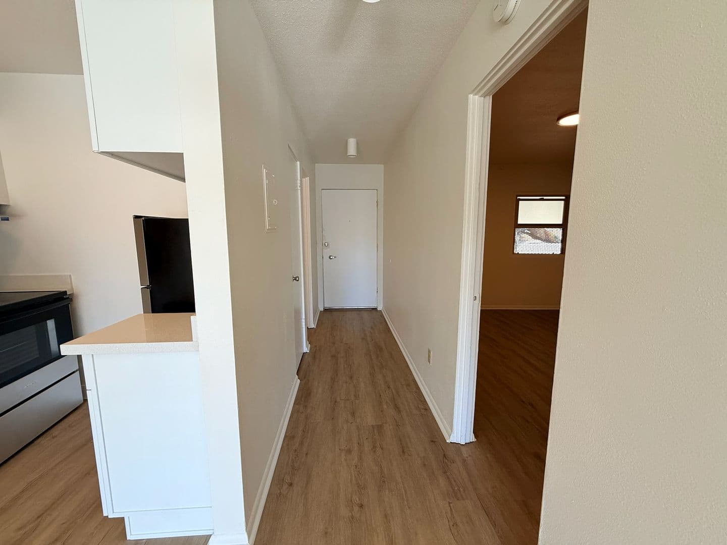 Crescent Apartments 5 of 9