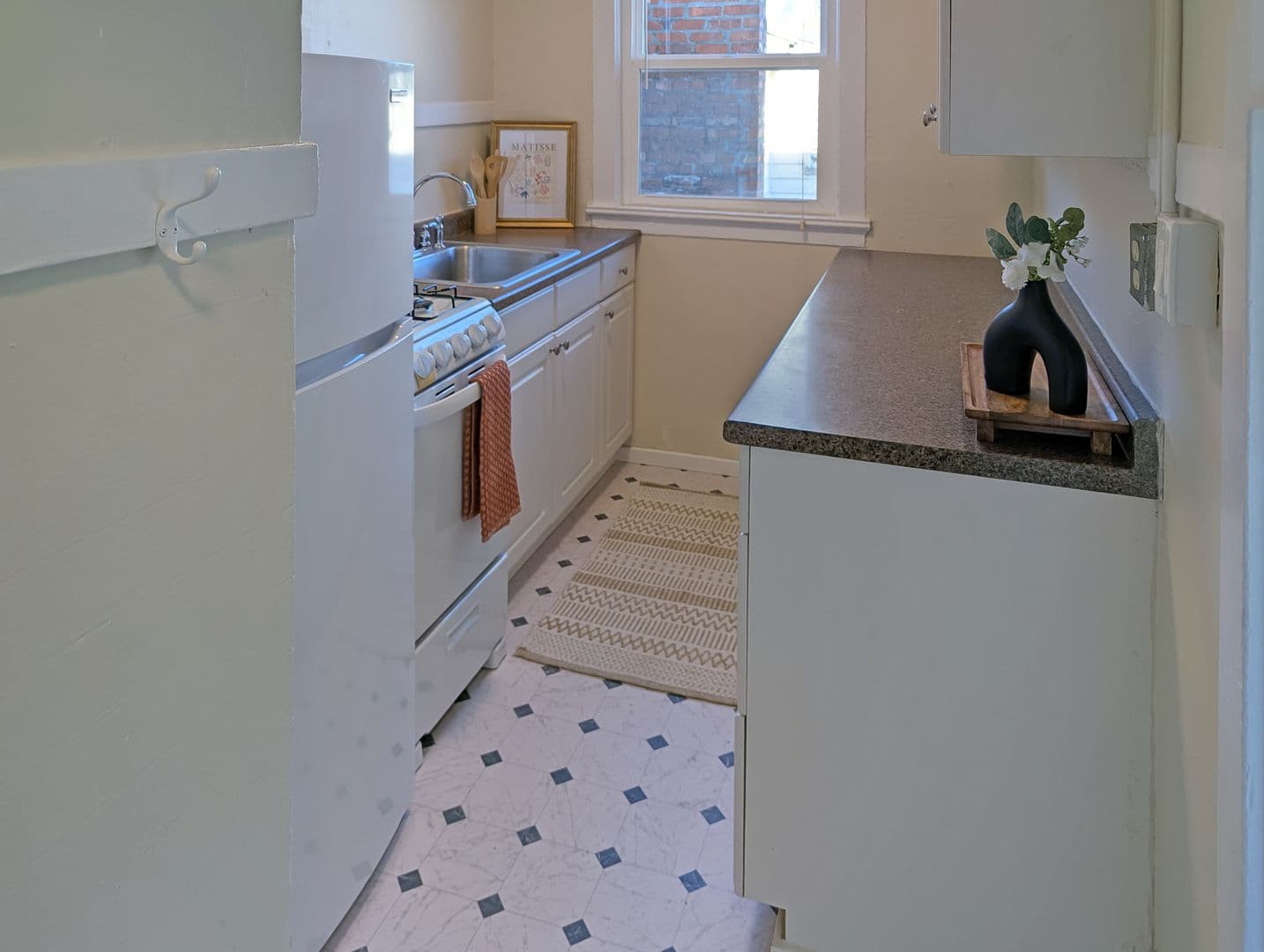 Park Apartments 5 of 9