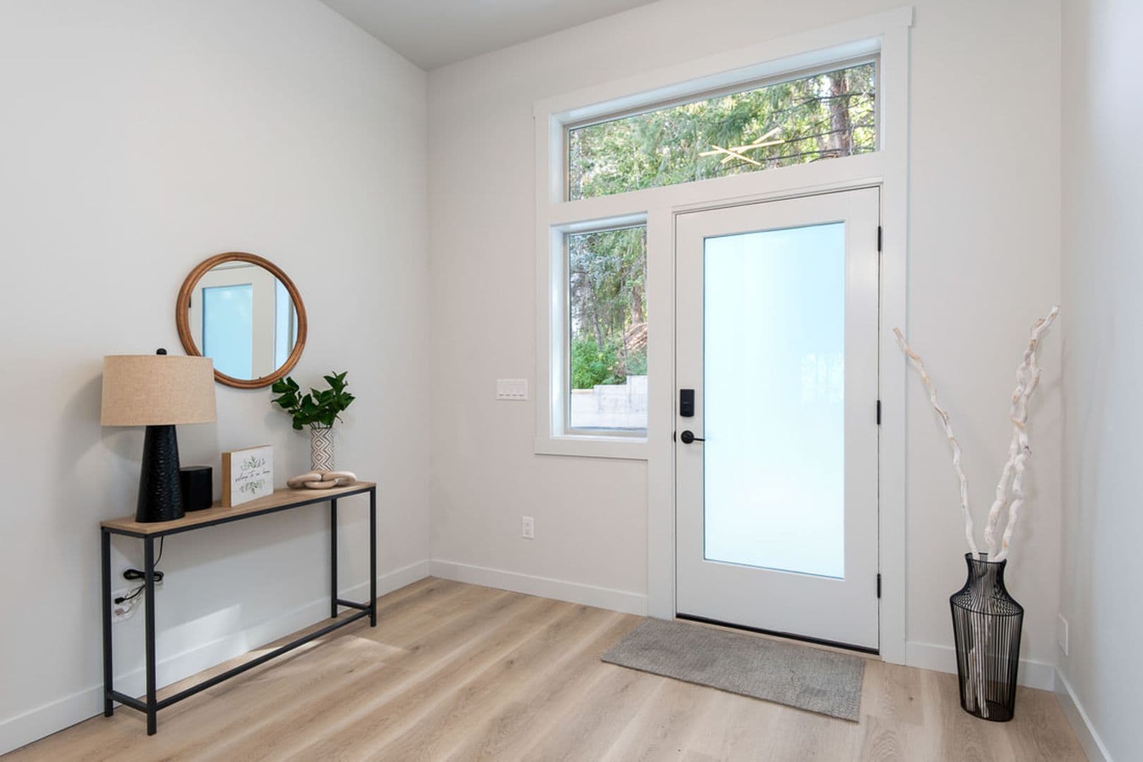 Hidden Hills Condominiums 7 of 27