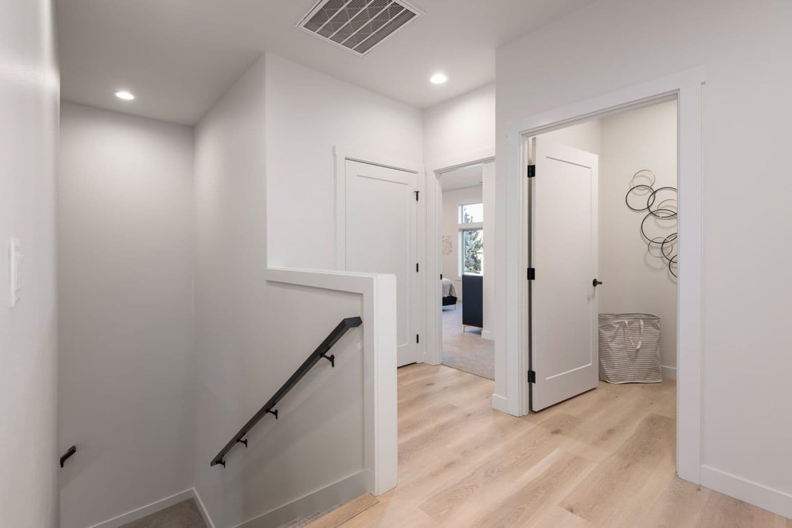 Hidden Hills Condominiums 25 of 27