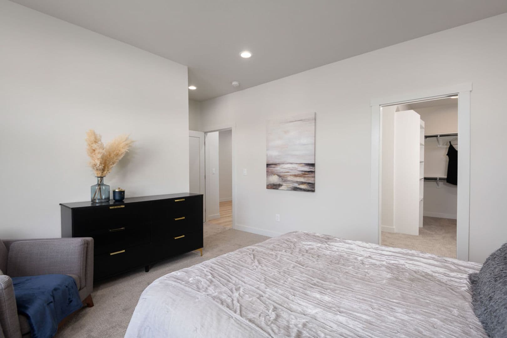 Hidden Hills Condominiums 16 of 27