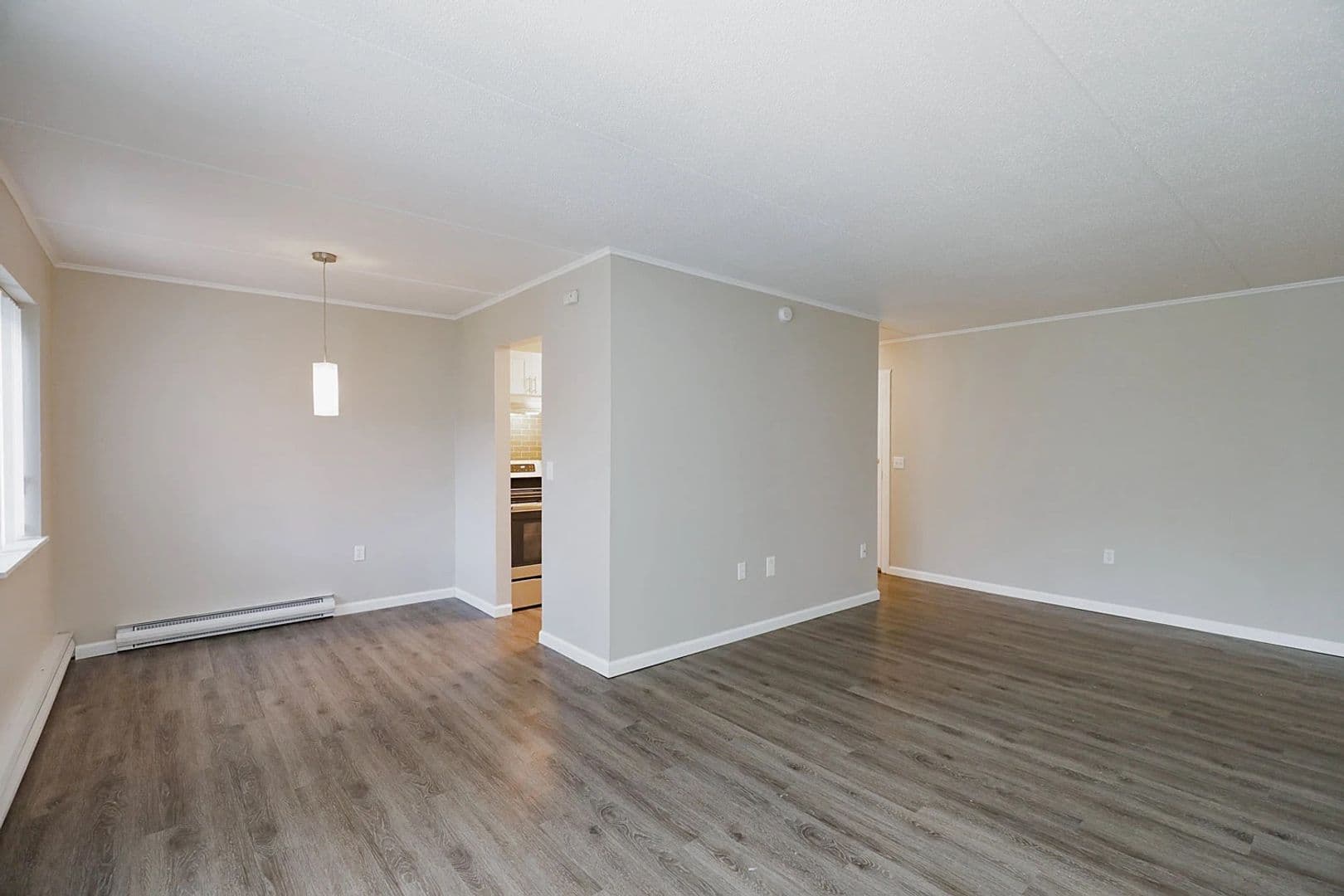 The Evalee Apartments 7 of 16