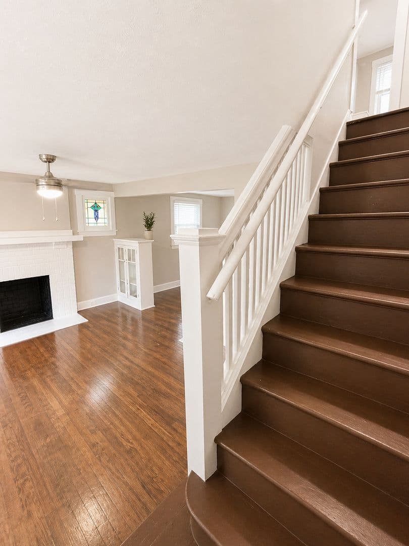 748 - 758 Shady Drive East 2 of 12