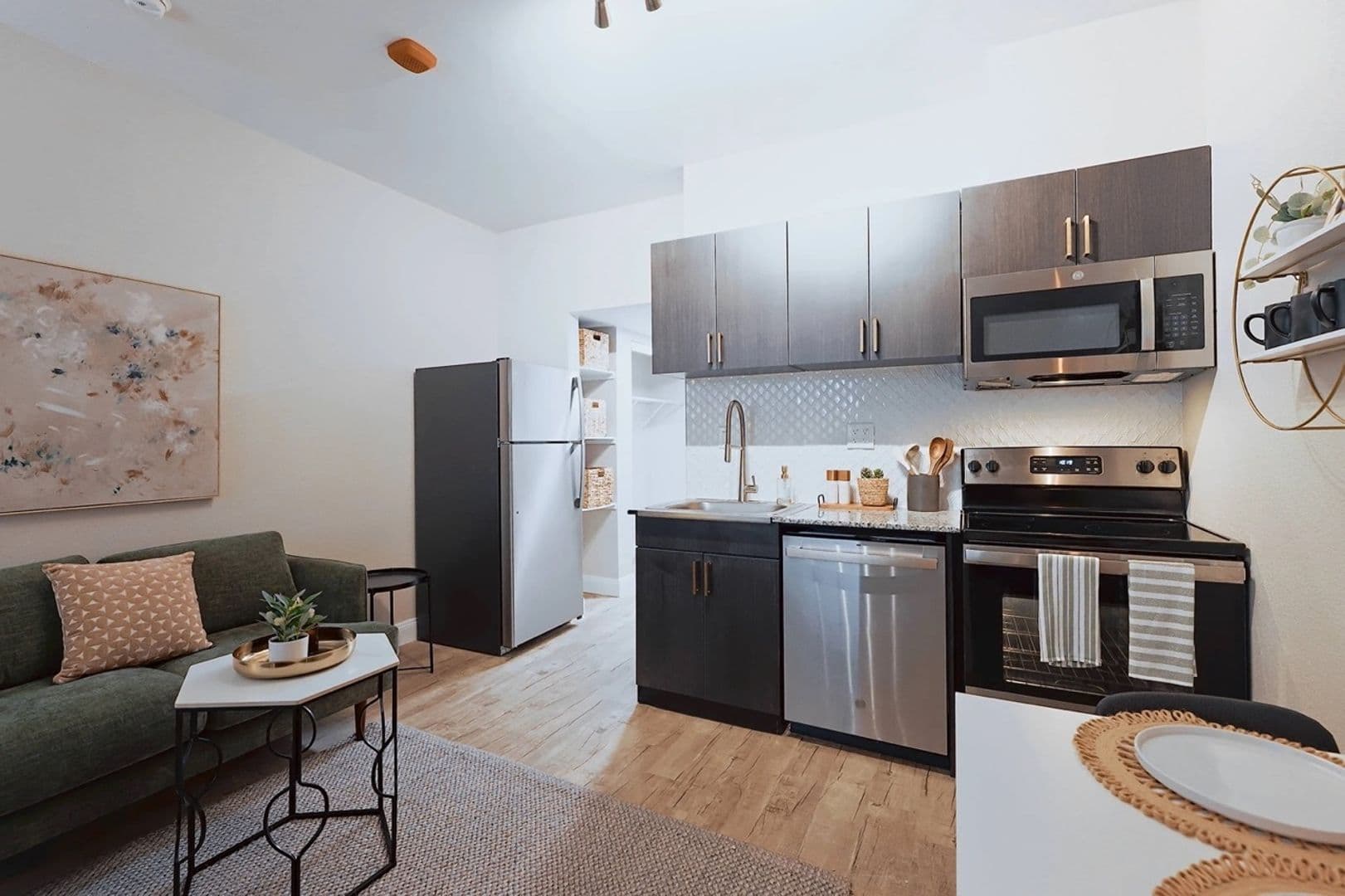 VEER Apartments 5 of 10
