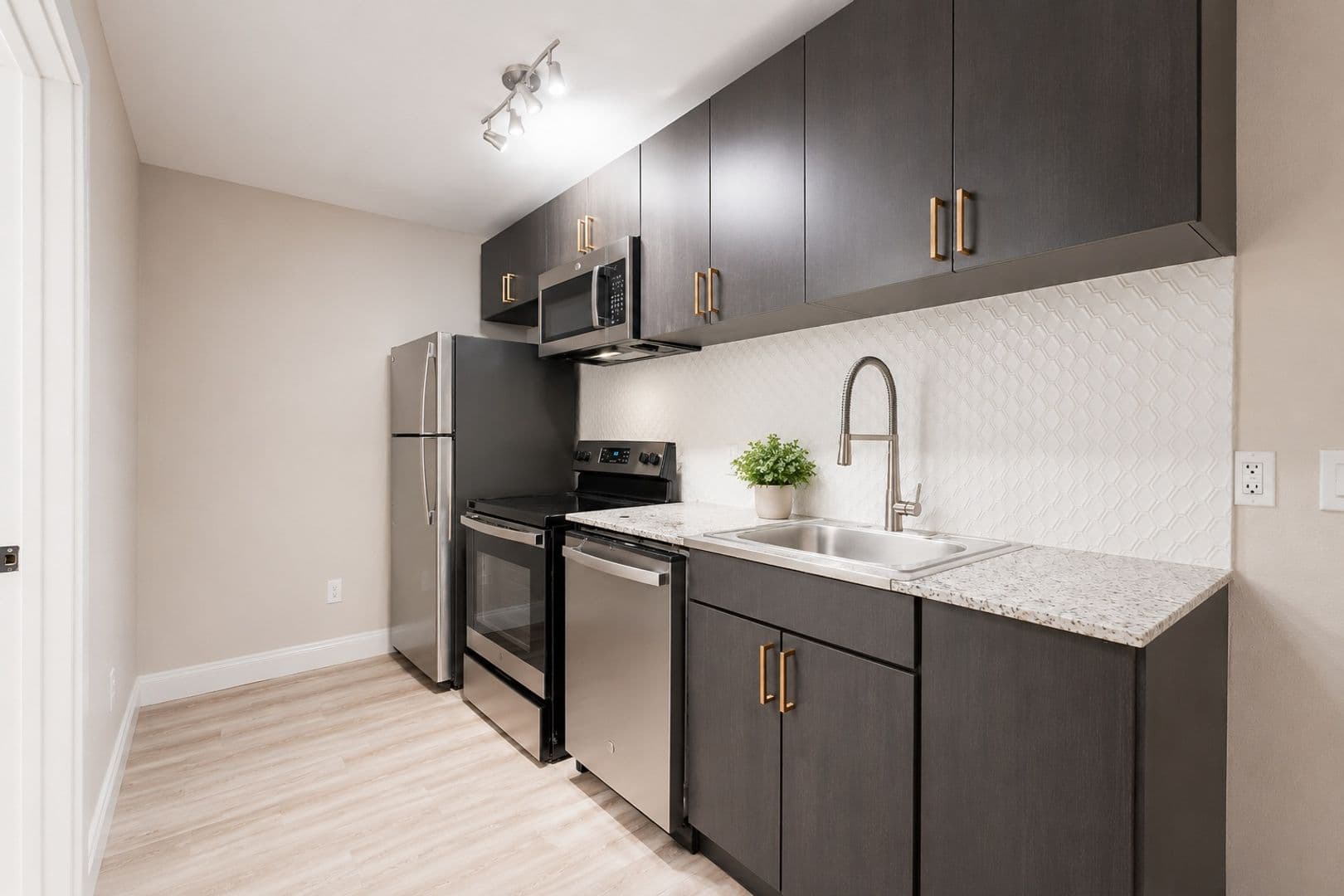 VEER Apartments 5 of 10