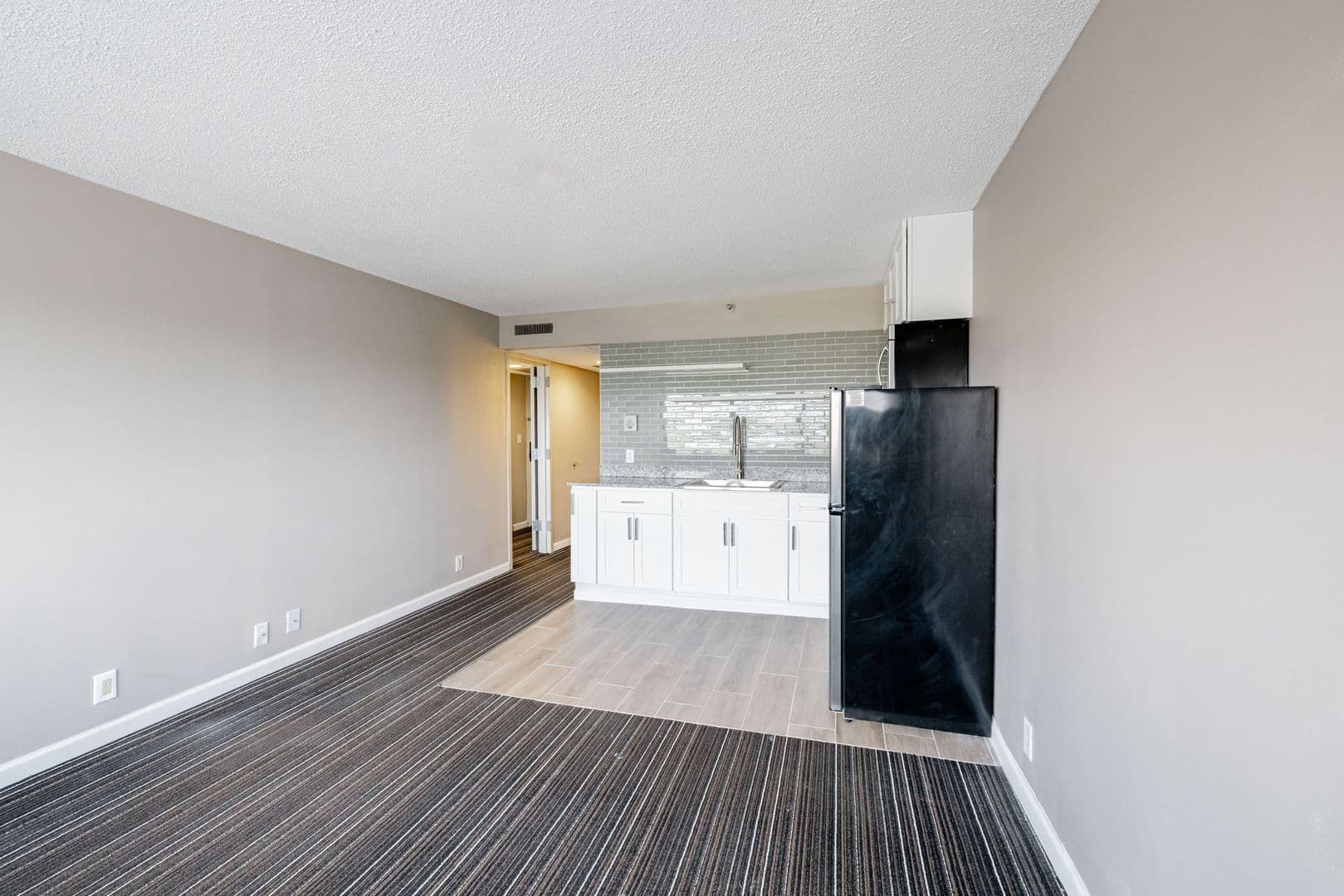 TEAK Apartments 11 of 15