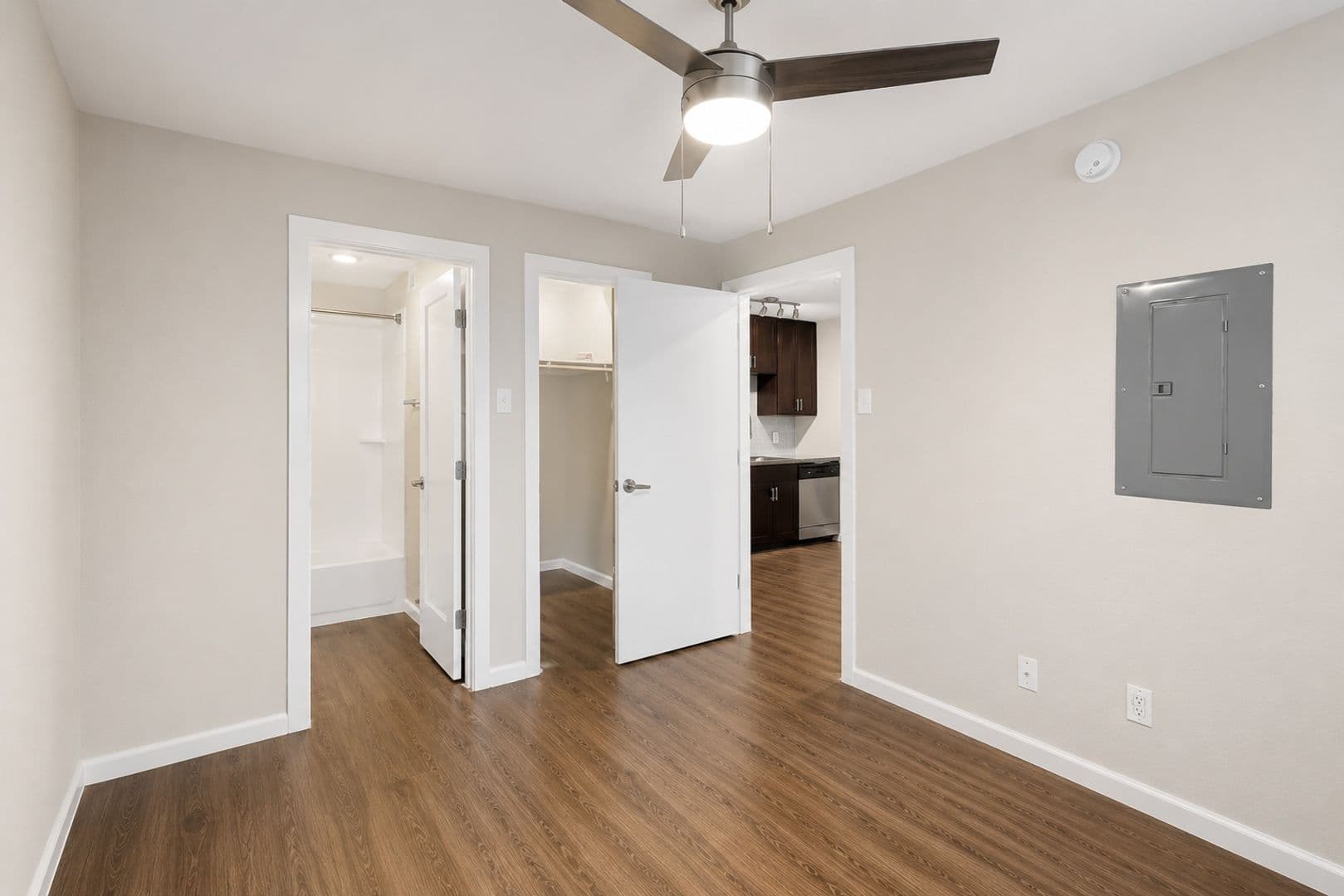 The Hedge Apartments (Hedge 1) 6 of 10