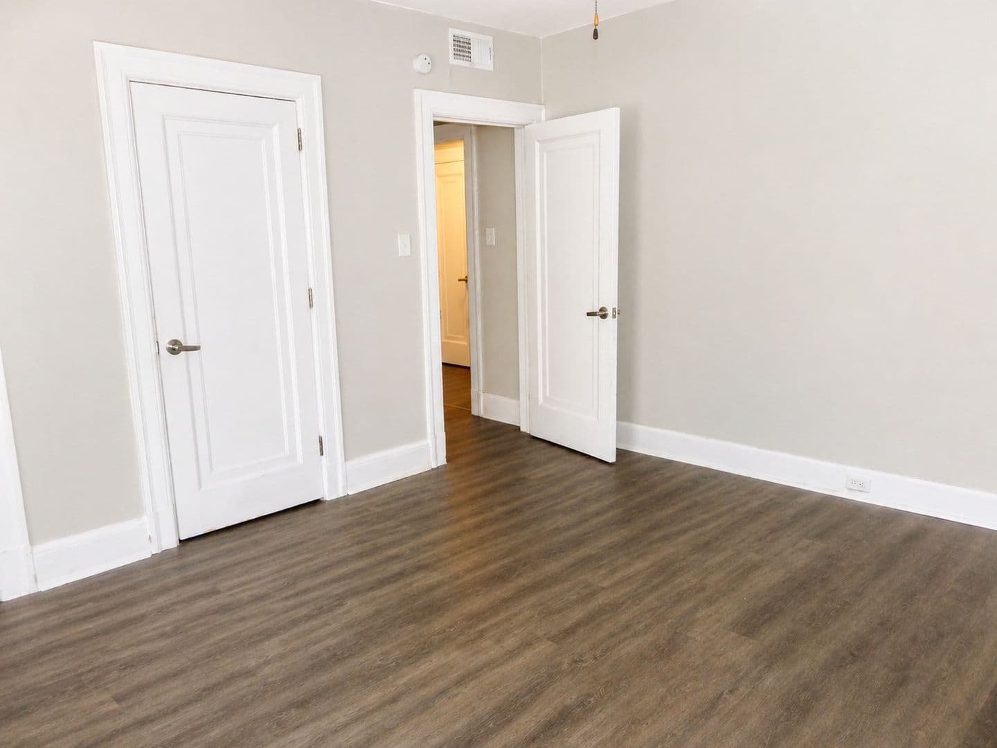 The Square at Squirrel Hill Apartments 3 of 5