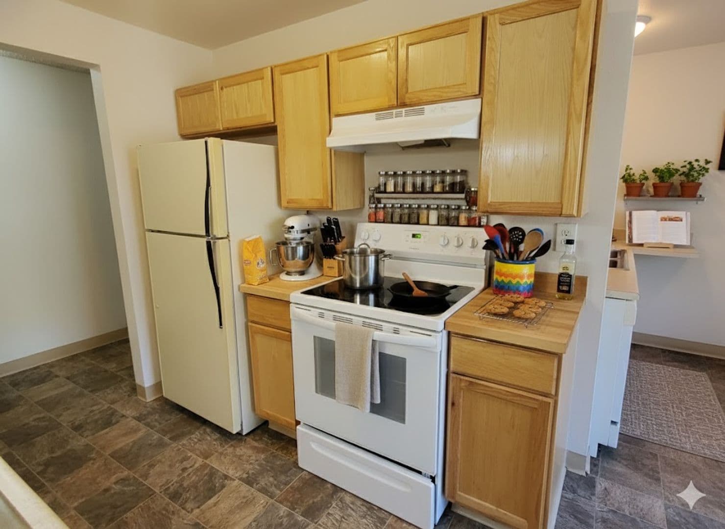 Fairview Apartments 13 of 18