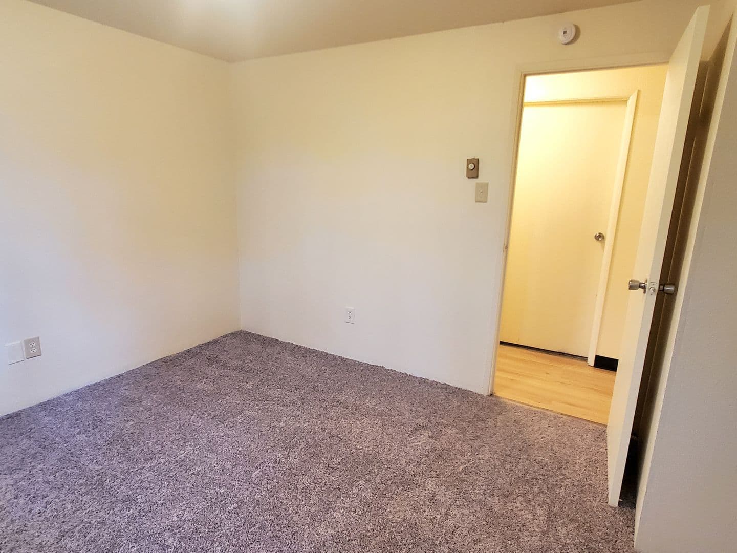 Fairview Apartments 13 of 18