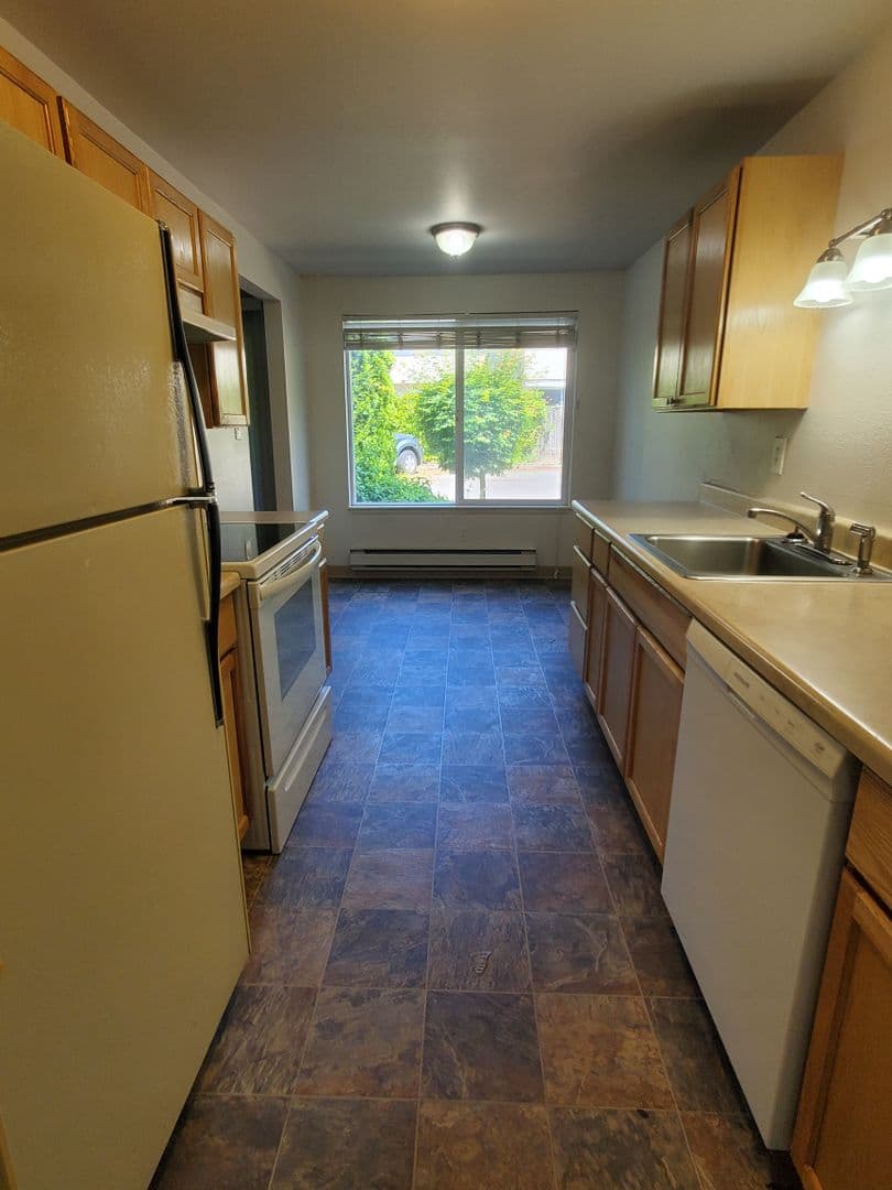 Fairview Apartments 12 of 18