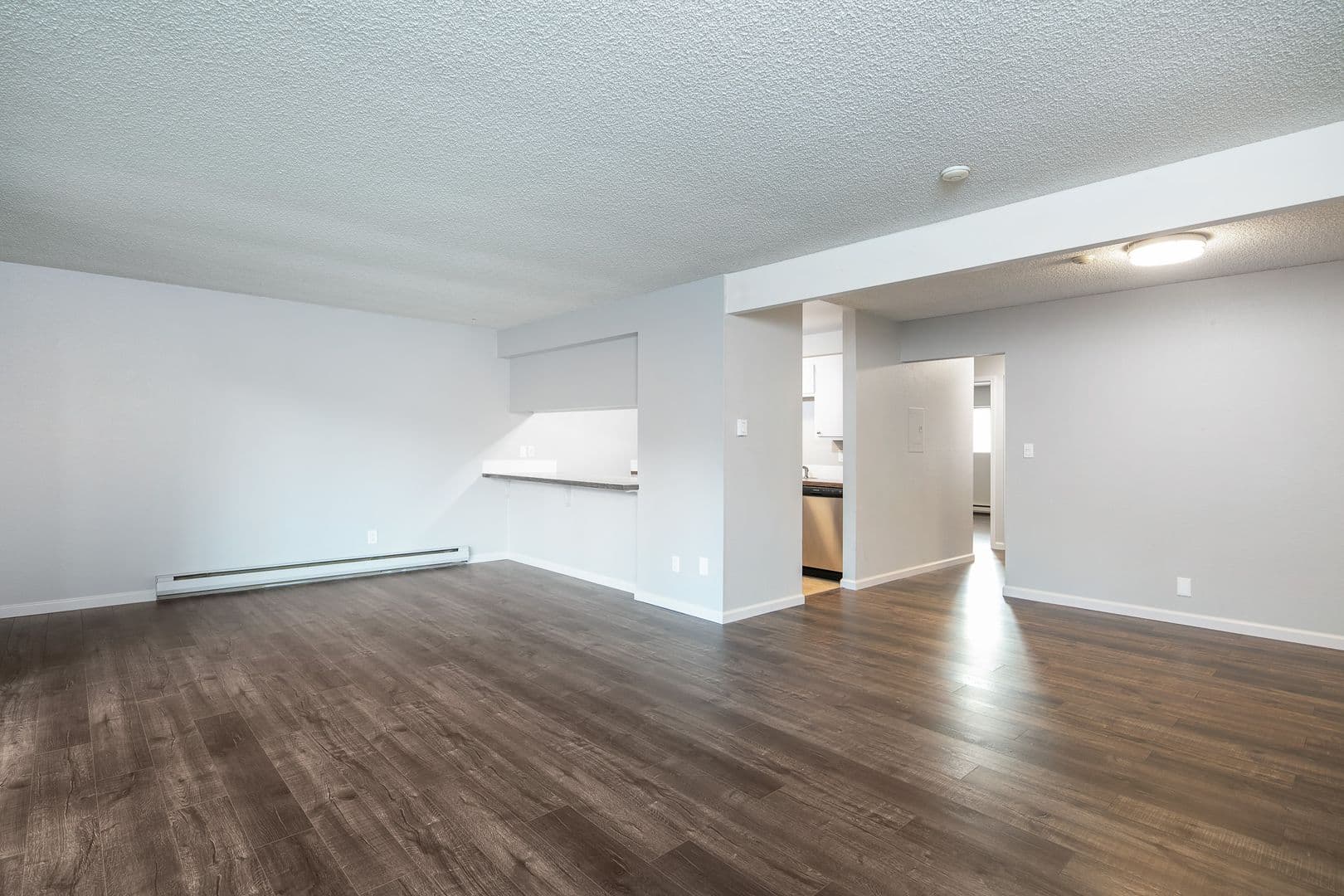 Glen Grove Apartments 3 of 9