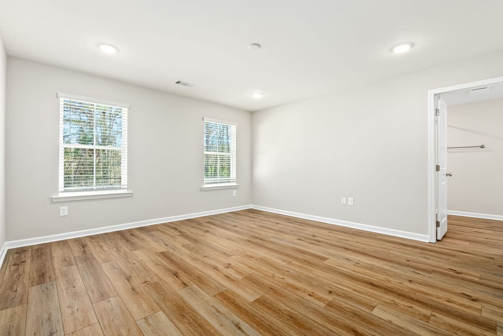 Westridge Crossing - 1189 Douglas St. 8 of 20