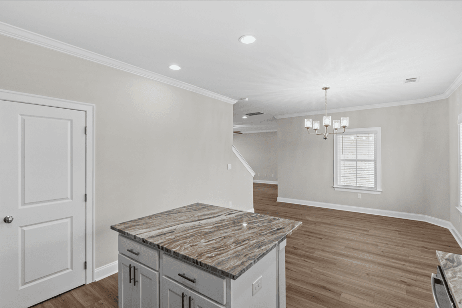 Hunter's Hill - 212 Clifton Dr. 12 of 28