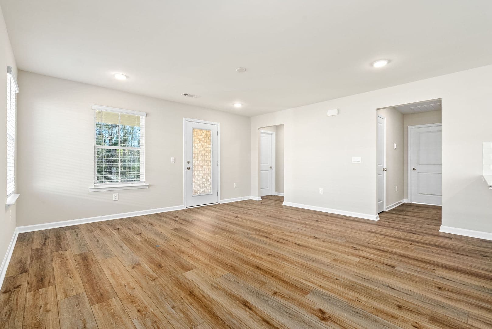Westridge Crossing - 1189 Douglas St. 4 of 20
