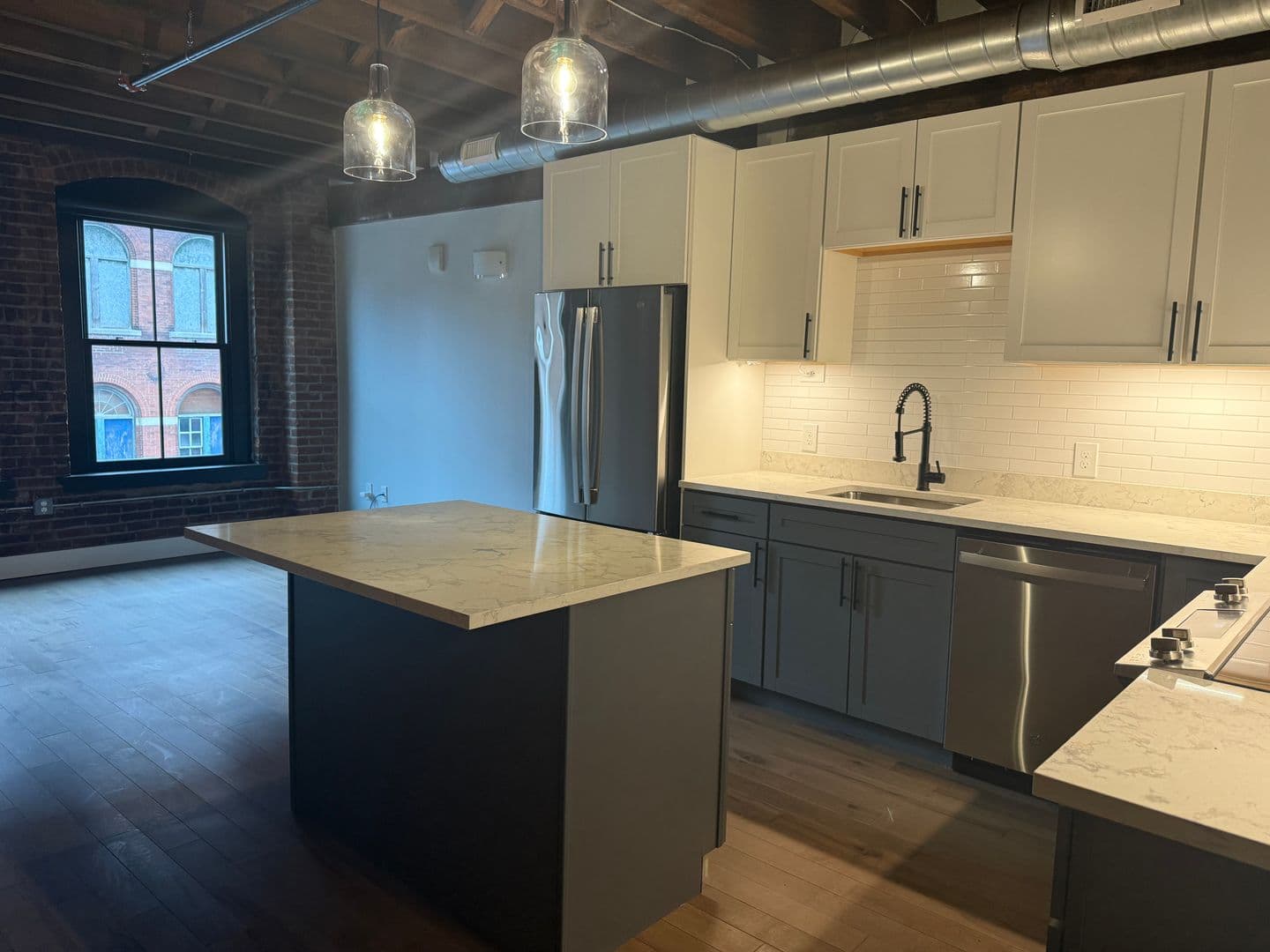 Available One Bedroom Downtown Utica 14 of 18
