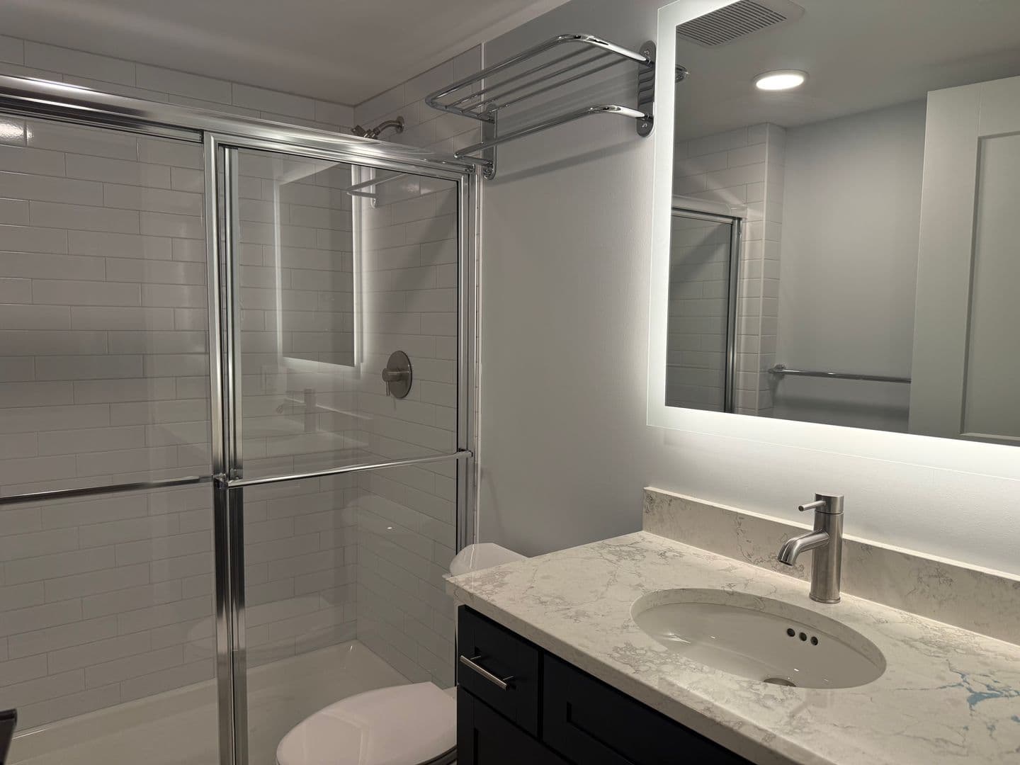 Available One Bedroom Downtown Utica 16 of 18