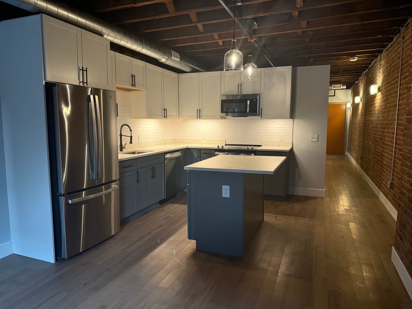 Available One Bedroom Downtown Utica 13 of 18