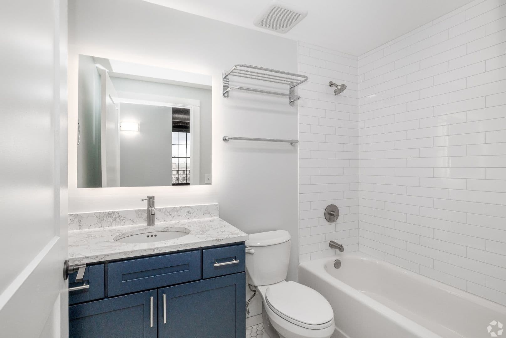 Available One Bedroom Downtown Utica 19 of 30