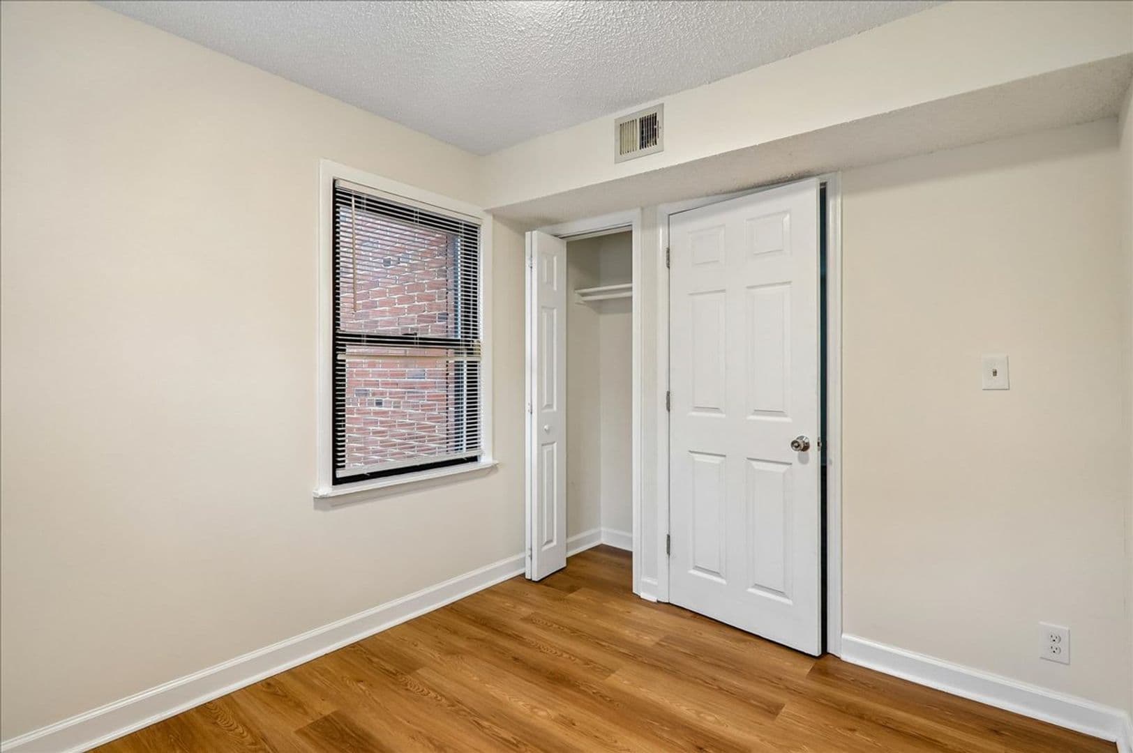 4958 Just Street NE 8 of 16
