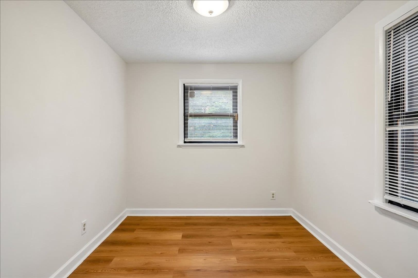 4958 Just Street NE 7 of 16