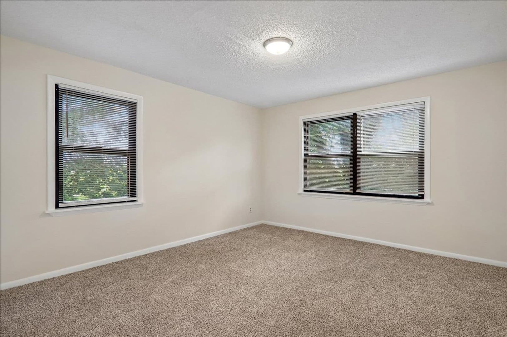 4958 Just Street NE 9 of 16