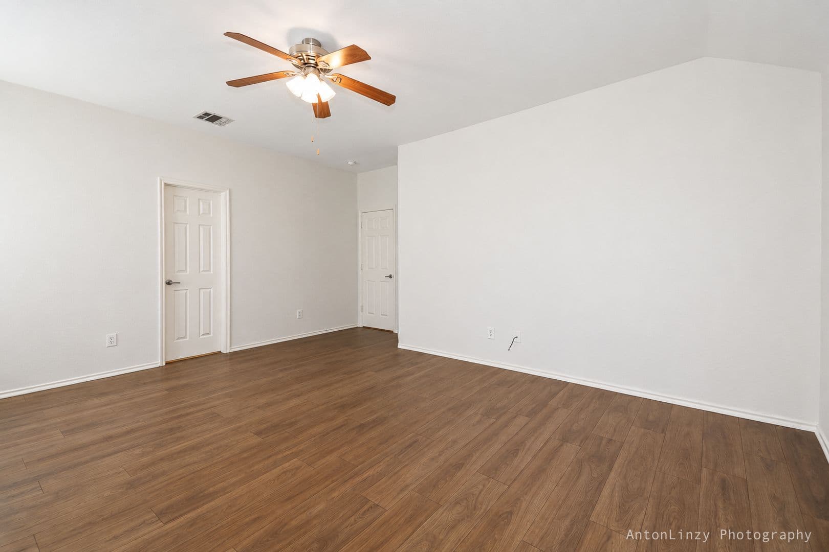 701 Orchid Blvd 11 of 16