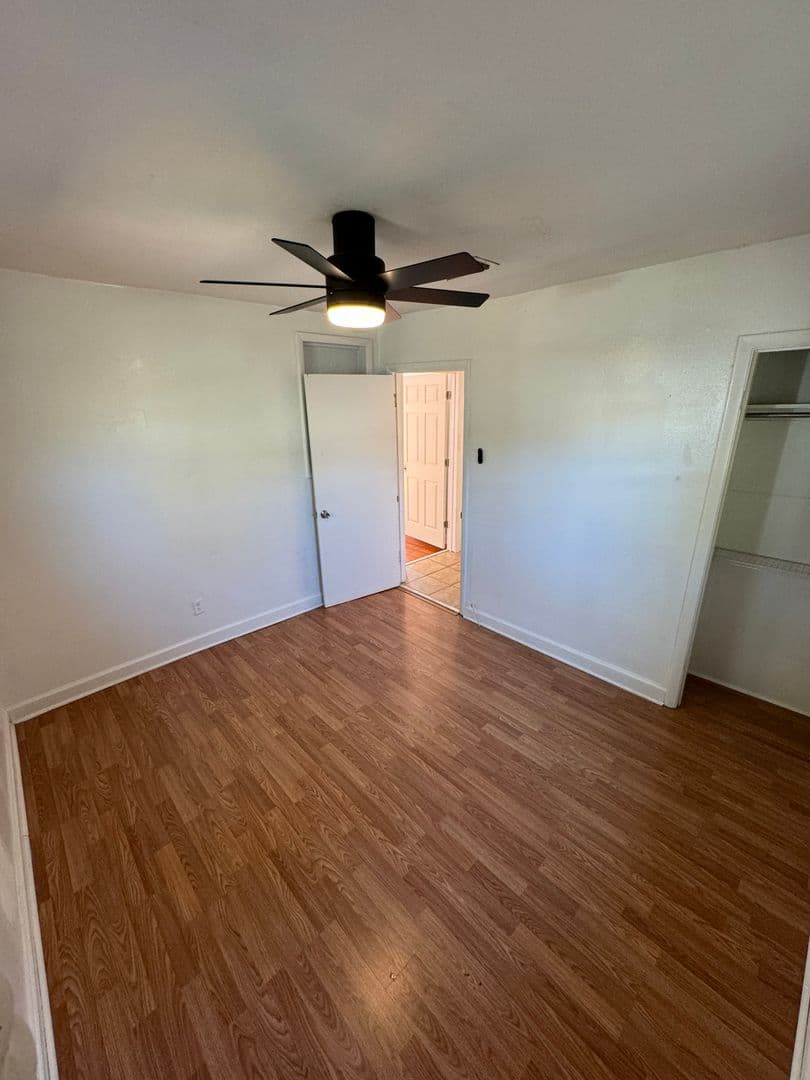 104 Edwards Street 16 of 18